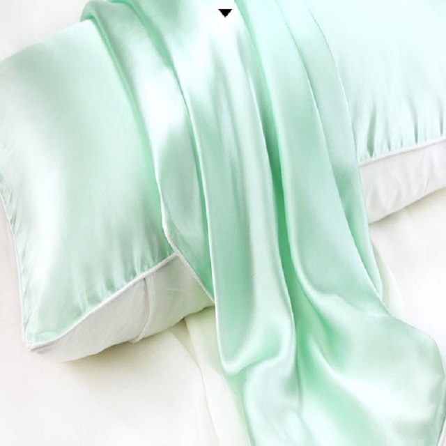 25 momme silk sleep pillowcase for hair an skin in store