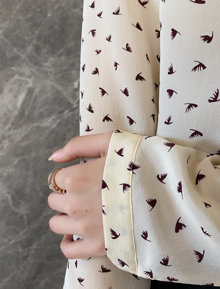 Designer Long Sleeve White Silk Blouses for Ladies