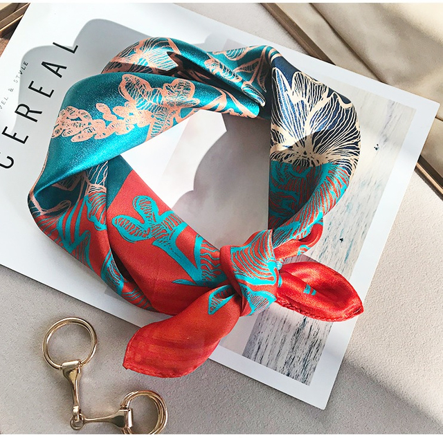 Wholesale Designer Washable Head Silk Scarf in Digital Print